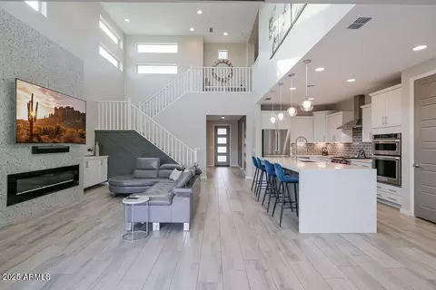 22011 N 34th Way, Phoenix, AZ 85050 photo 10
