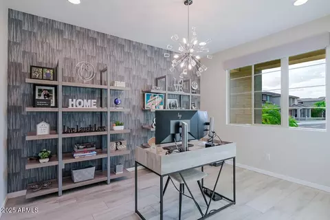 22011 N 34th Way, Phoenix, AZ 85050 photo 9