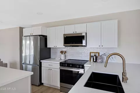 Kitchen - 3350 E Florian Ave, Mesa, AZ 85204 photo 3 of 3