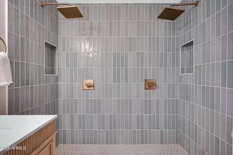 Bath - 3350 E Florian Ave, Mesa, AZ 85204 photo 3 of 5