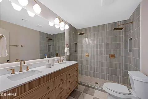 Bath - 3350 E Florian Ave, Mesa, AZ 85204 photo 1 of 5