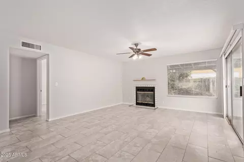 12810 S 50th Way, Phoenix, AZ 85044 photo 6