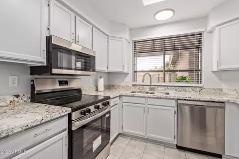 12810 S 50th Way, Phoenix, AZ 85044 photo 11