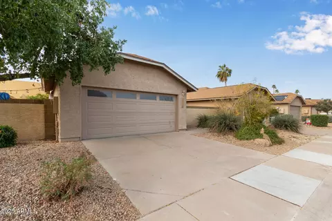 12810 S 50th Way, Phoenix, AZ 85044 photo 2