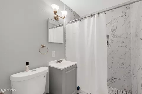 Bath - 2302 E Yale St, Phoenix, AZ 85006 photo 2 of 4