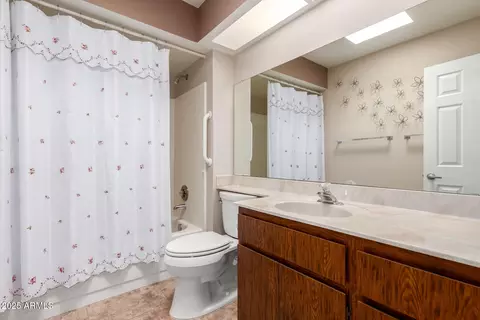 Bath - 10505 E Silvertree Dr, Sun Lakes, AZ 85248 photo 3 of 3