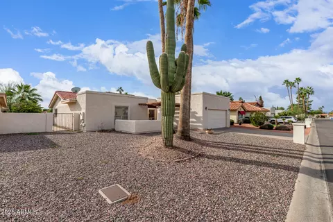 Exterior - 10505 E Silvertree Dr, Sun Lakes, AZ 85248 photo 2 of 6