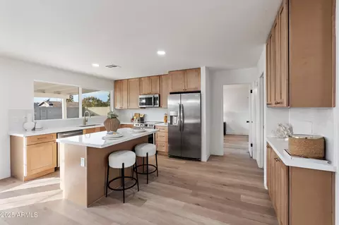 Kitchen - 2937 E Libby St, Phoenix, AZ 85032 photo 1 of 5