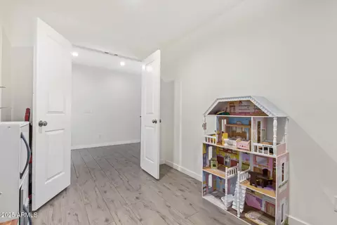 Entry Way - 723 E Desert Dr S, Phoenix, AZ 85042 photo 1 of 3