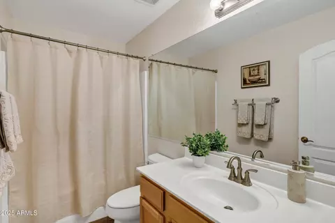 Bath - 2864 E Pony Ct, Gilbert, AZ 85295 photo 2 of 2