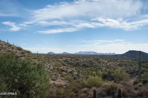 42597 N Chiricahua Pass Pass #320, Scottsdale, AZ 85262