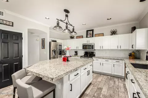 Kitchen - 4530 E Decatur St, Mesa, AZ 85205 photo 2 of 4