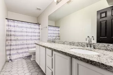 Bath - 4530 E Decatur St, Mesa, AZ 85205 photo 2 of 4