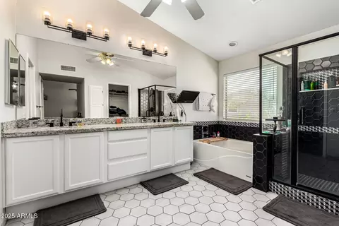 Bath - 4530 E Decatur St, Mesa, AZ 85205 photo 3 of 4