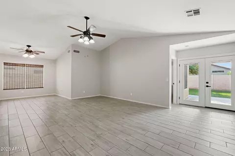 Living - 5053 E Harmony Ave, Mesa, AZ 85206 photo 1 of 5