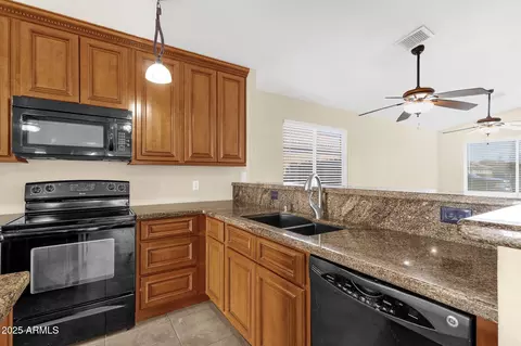 3236 W Lone Cactus Dr, Phoenix, AZ 85027