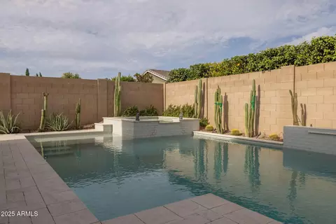 Exterior - 2858 E Spring Wheat Ct, Gilbert, AZ 85296 photo 11 of 12