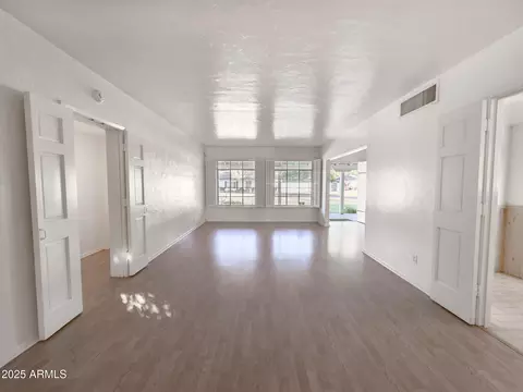 41 E Myrtle Ave, Phoenix, AZ 85020 photo 21