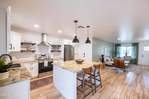 Kitchen - 1407 E Windsor Ave, Phoenix, AZ 85006 photo 4 of 8