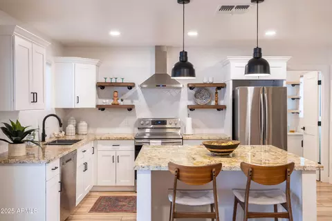 Kitchen - 1407 E Windsor Ave, Phoenix, AZ 85006 photo 8 of 8