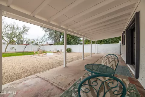 Exterior - 1407 E Windsor Ave, Phoenix, AZ 85006 photo 5 of 12