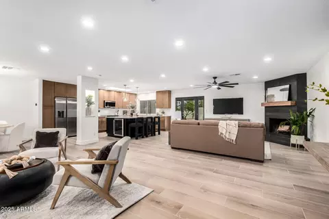 5040 E Columbine Dr, Scottsdale, AZ 85254