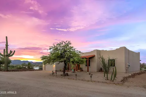 33413 N 10th St, Phoenix, AZ 85085