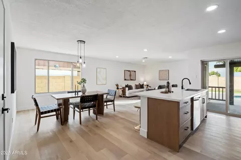 Dining - 2116 E Colgate Dr, Tempe, AZ 85283 photo 1 of 2