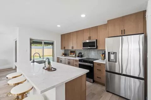2116 E Colgate Dr, Tempe, AZ 85283