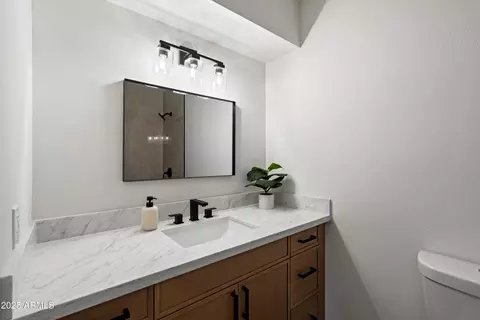 Bath - 2116 E Colgate Dr, Tempe, AZ 85283 photo 3 of 4