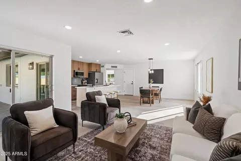 Living - 2116 E Colgate Dr, Tempe, AZ 85283 photo 3 of 3