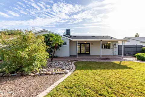 Exterior - 2132 E Broadmor Dr, Tempe, AZ 85282 photo 5 of 6