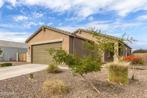 3646 E Appaloosa Dr, San Tan Valley, AZ 85140