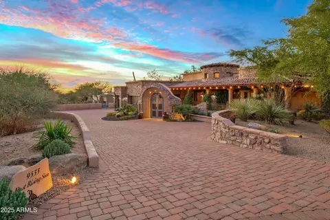 9533 E Rising Sun Dr, Scottsdale, AZ 85262