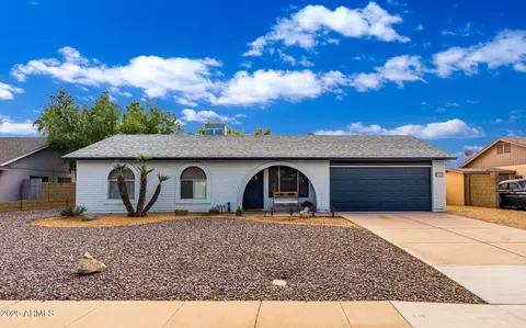 2103 N Los Altos Dr, Chandler, AZ 85224