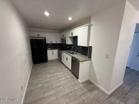 234 E Ruth Ave #3, Phoenix, AZ 85020