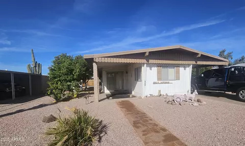 8260 E Dutchman Dr, Mesa, AZ 85208