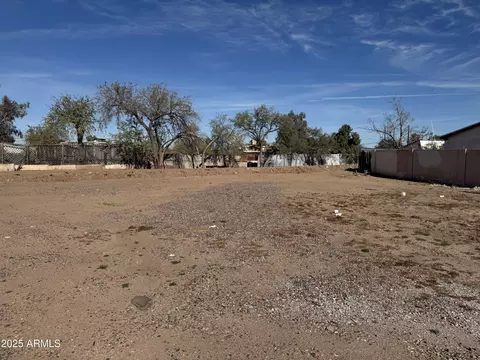 820 E Chipman Rd #1, Phoenix, AZ 85040 photo 2