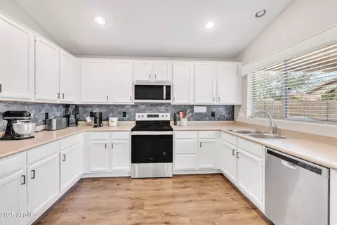 Kitchen - 316 E Laredo Ave, Gilbert, AZ 85296 photo 3 of 3