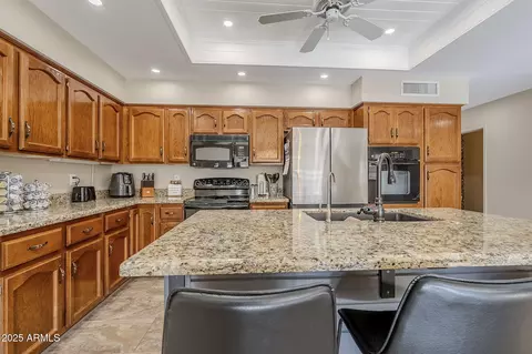 Kitchen - 7813 E Nopal Ave, Mesa, AZ 85209 photo 1 of 2