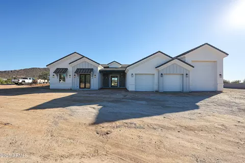 17735 W Dale Ln, Surprise, AZ 85387