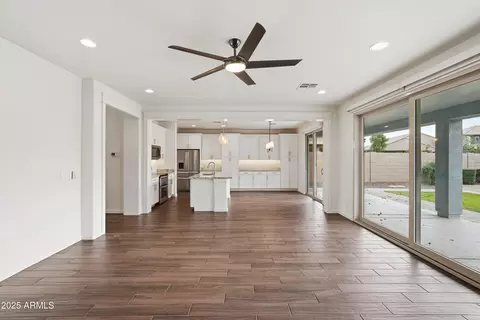 Living - 3035 E Quenton St, Mesa, AZ 85213 photo 6 of 7