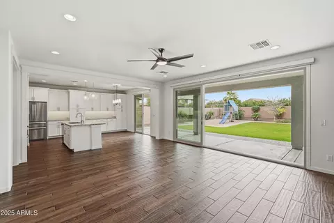 Living - 3035 E Quenton St, Mesa, AZ 85213 photo 4 of 7