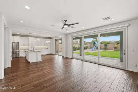 Living - 3035 E Quenton St, Mesa, AZ 85213 photo 1 of 7
