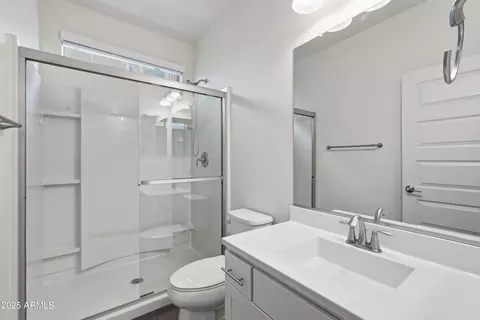 Bath - 3035 E Quenton St, Mesa, AZ 85213 photo 6 of 7