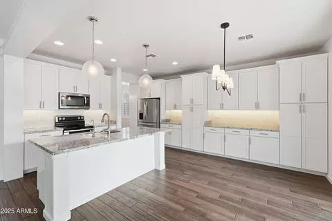 Kitchen - 3035 E Quenton St, Mesa, AZ 85213 photo 2 of 3