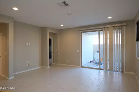 Living - 2838 E Fraktur Rd, Phoenix, AZ 85040 photo 3 of 3