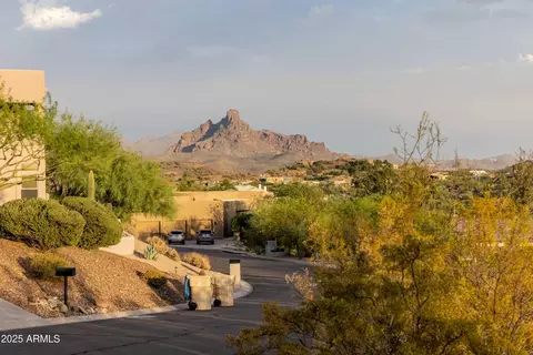 10830 N Buffalo Dr #6, Fountain Hills, AZ 85268