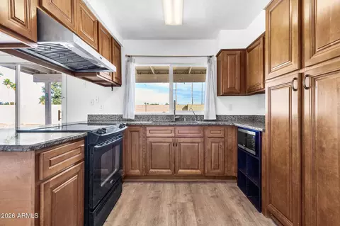 Kitchen - 2024 E Rice Dr, Tempe, AZ 85283 photo 3 of 7