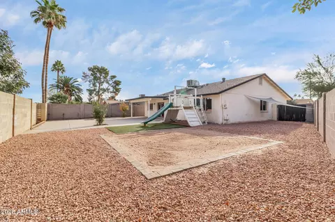 Exterior - 2024 E Rice Dr, Tempe, AZ 85283 photo 6 of 8